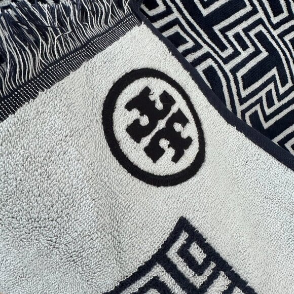 NWT! Tory Burch Oversized T-Tile Beach Towel -Navy - Picture 6 of 7